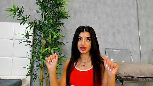 Snapshot of KatelynSparks chatting on 03/17/25, 01:08 KatelynSparks online show from 03/17/25, 01:08