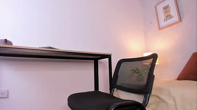 Caroline dh online show from 05/14/26, 11:39