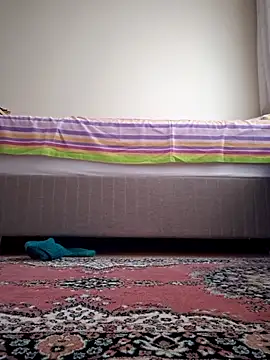 nyraminyon online show from 10/03/25, 11:40