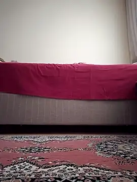 nyraminyon online show from 10/24/25, 12:01