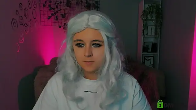 rozmary ket online show from 10/03/25, 04:37