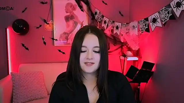 rozmary ket online show from 10/24/25, 12:23