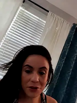 Snapshot of cherrypoptart12 chatting on 11/28/25, 09:39 cherrypoptart12 online show from 11/28/25, 09:39