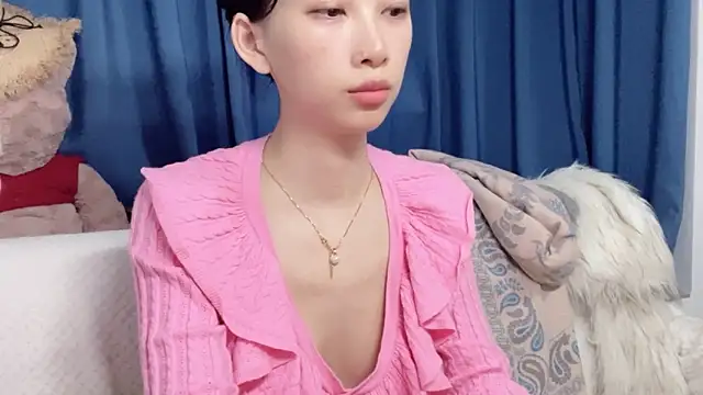 Snapshot of Lili-2 chatting on 03/26/26, 01:38 Lili-2 online show from 03/26/26, 01:38