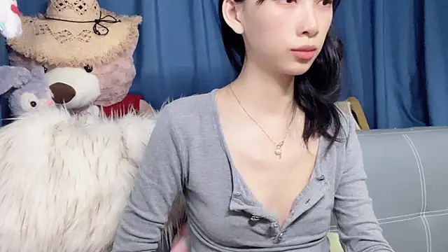 Snapshot of Lili-2 chatting on 03/29/26, 02:28 Lili-2 online show from 03/29/26, 02:28
