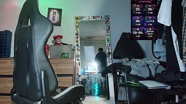 Nickhot0609 online show from 11/24/25, 01:38