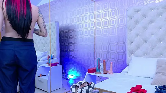 Derieri D online show from 11/16/25, 07:30