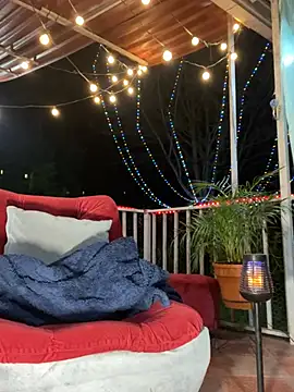 Snapshot of Edward_Milleer chatting on 12/28/24, 05:33 Edward Milleer online show from 12/28/24, 05:33