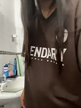 AleFantasy0001 online show from 09/17/25, 05:03