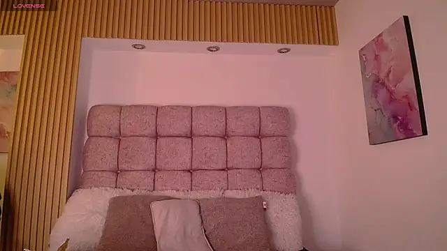 Melodi Roux online show from 07/14/26, 12:55