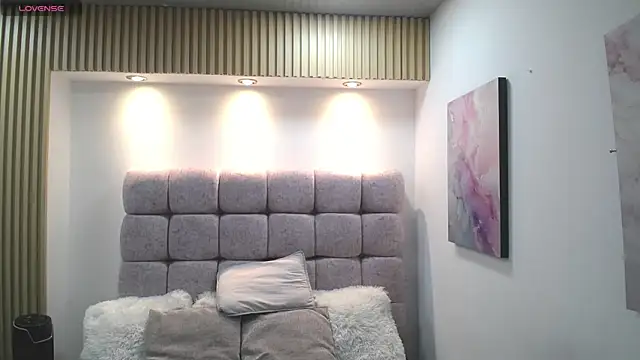 Melodi Roux online show from 07/16/26, 12:55