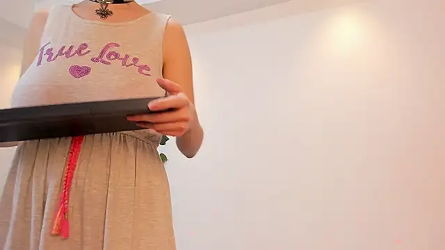 Electraa fox online show from 02/12/25, 03:16