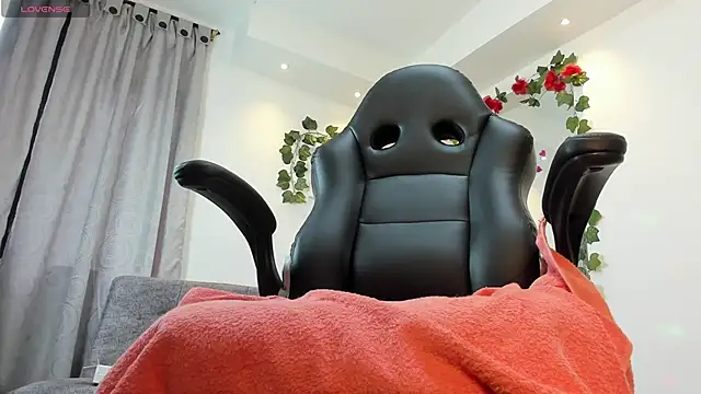 Electraa fox online show from 02/22/25, 03:36
