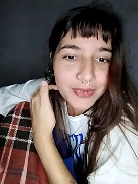 Snapshot of Cloeegoth chatting on 03/16/25, 08:32 Cloeegoth online show from 03/16/25, 08:32