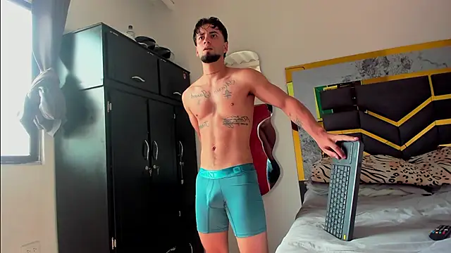 MattDevon online show from 11/11/25, 06:41