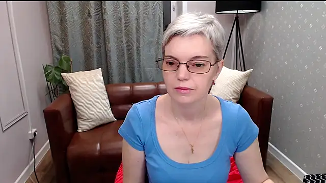 Cutie Erikaa1 online show from 10/19/25, 02:12