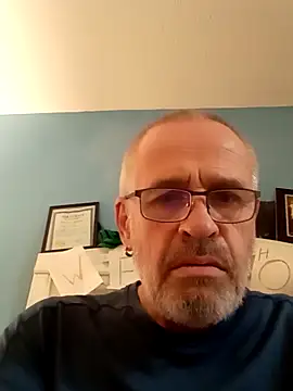 geilerschwanz64 online show from 12/20/24, 12:38