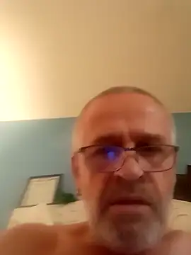 geilerschwanz64 online show from 12/24/24, 05:05