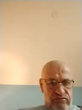 Snapshot of geilerschwanz64 chatting on 11/04/25, 10:47 geilerschwanz64 online show from 11/04/25, 10:47