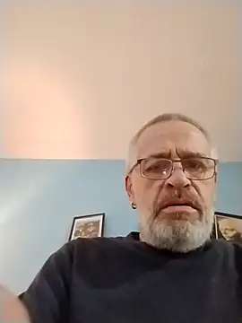 Snapshot of geilerschwanz64 chatting on 12/23/25, 07:28 geilerschwanz64 online show from 12/23/25, 07:28