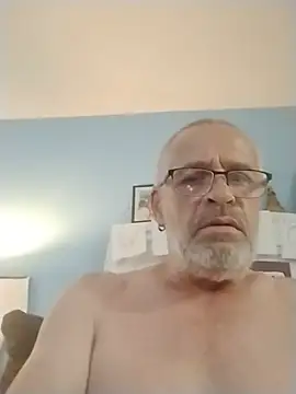 Snapshot of geilerschwanz64 chatting on 06/19/26, 10:41 geilerschwanz64 online show from 06/19/26, 10:41