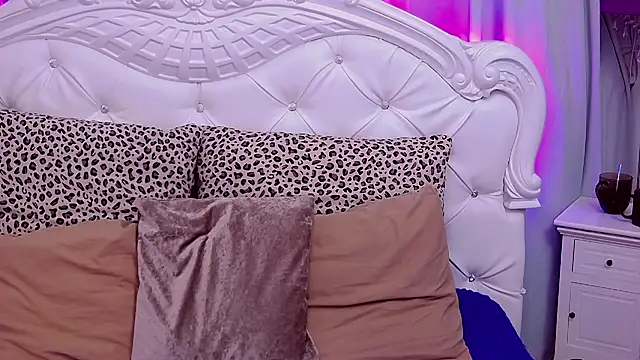 JiaLiss online show from 09/24/25, 03:32