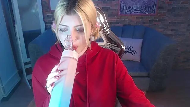 Kitty fox b online show from 12/19/24, 06:56