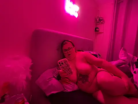 Tallulah-mae-xoxox online show from 01/11/25, 03:13