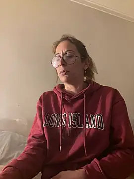 Snapshot of filipasantosx chatting on 01/13/25, 11:38 filipasantosx online show from 01/13/25, 11:38