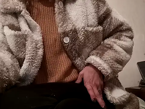 Snapshot of filipasantosx chatting on 02/16/25, 08:11 filipasantosx online show from 02/16/25, 08:11