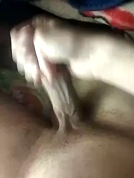 Snapshot of Imtoop22cm chatting on 12/20/24, 02:41 Imtoop22cm online show from 12/20/24, 02:41