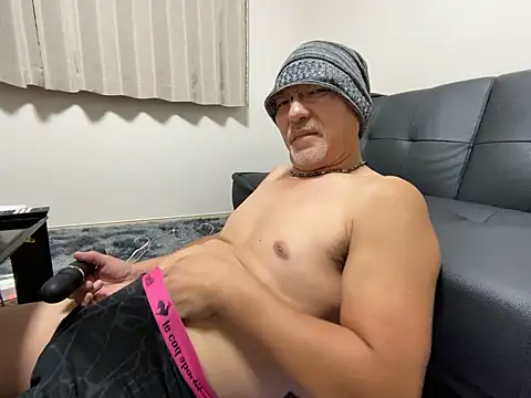 Grandpa29hijii online show from 09/30/25, 01:38