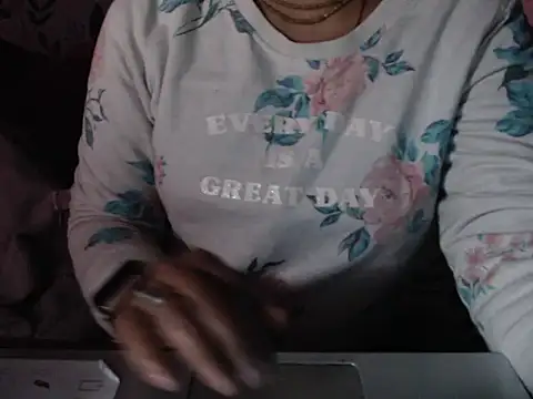 Snapshot of Jannat_ji chatting on 12/06/24, 06:04 Jannat ji online show from 12/06/24, 06:04