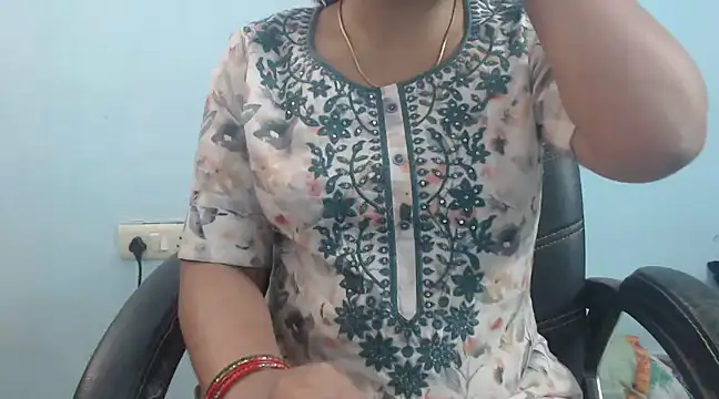 Snapshot of Jannat_ji chatting on 03/23/25, 07:09 Jannat ji online show from 03/23/25, 07:09