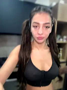 LaraVegas  online show from 10/14/25, 05:08