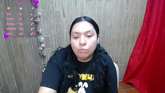 solyeria online show from 10/24/25, 02:08