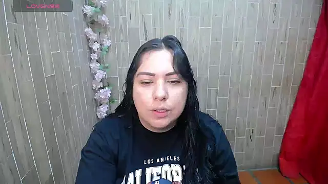 solyeria online show from 06/04/26, 12:16