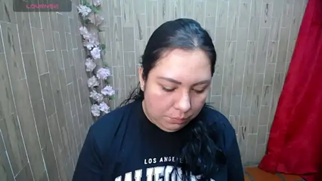 solyeria online show from 06/08/26, 07:31