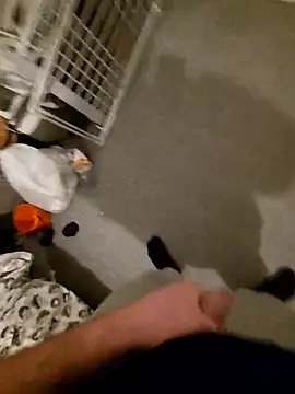 Snapshot of normyx chatting on 12/18/25, 01:44 normyx online show from 12/18/25, 01:44