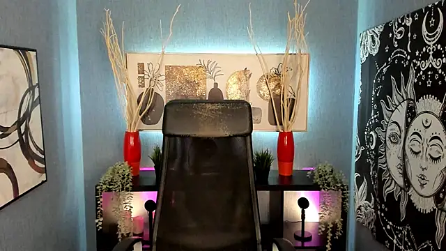 Lella Ryann  online show from 01/05/25, 09:36