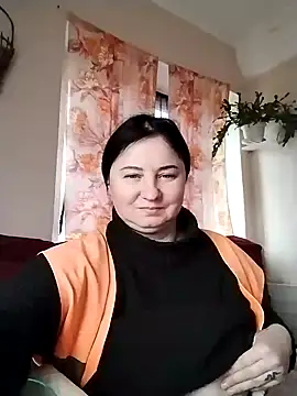 Holly-69 online show from 12/04/24, 09:51