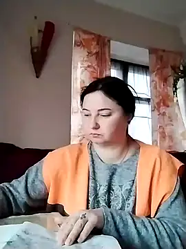 Holly-69 online show from 12/08/24, 06:43