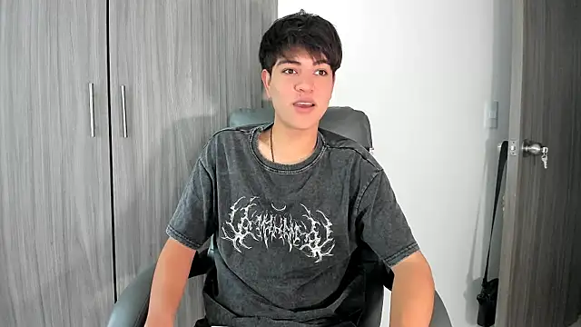 JaycoThomas online show from 12/20/25, 08:38