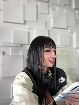 Annie LS online show from 01/08/25, 05:37