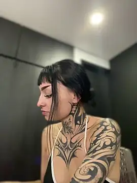Annie LS online show from 03/11/25, 03:37