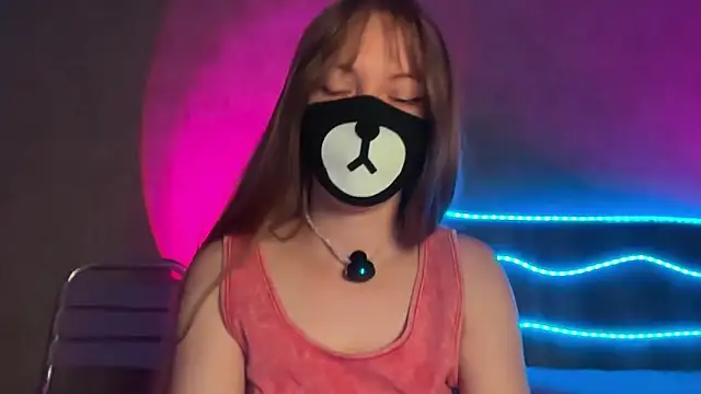 Your Little Bear online show from 06/02/26, 02:02