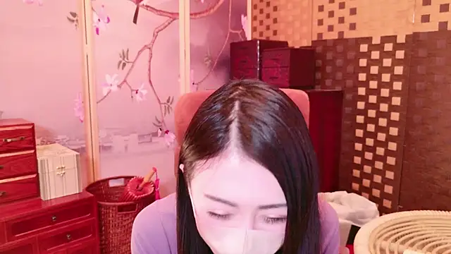 aya  me online show from 02/13/25, 07:45
