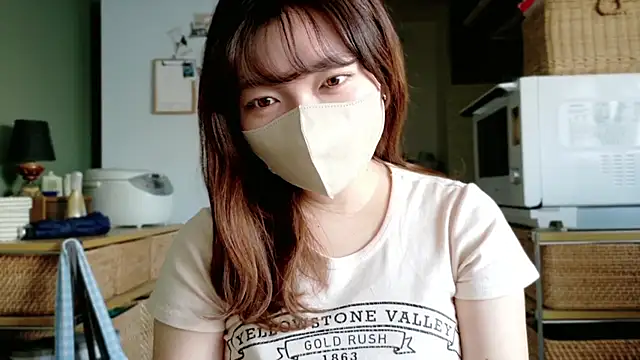  Yui  online show from 09/25/25, 07:23