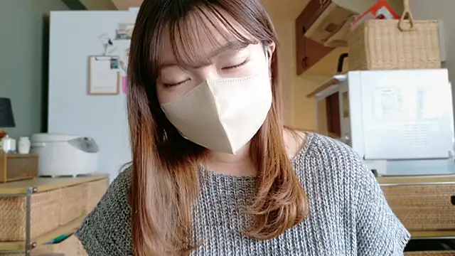  Yui  online show from 10/07/25, 03:36