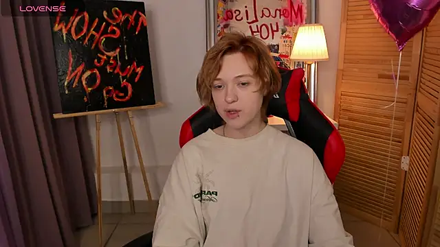 fiamoory online show from 03/08/25, 07:38